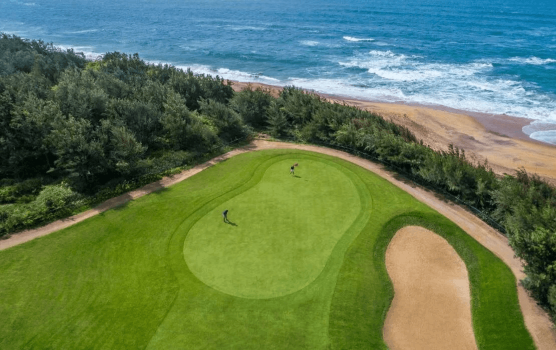 Golfer near clubhouse