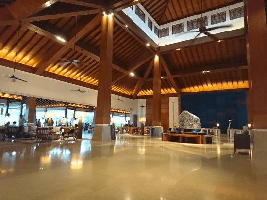 Golfer near clubhouse